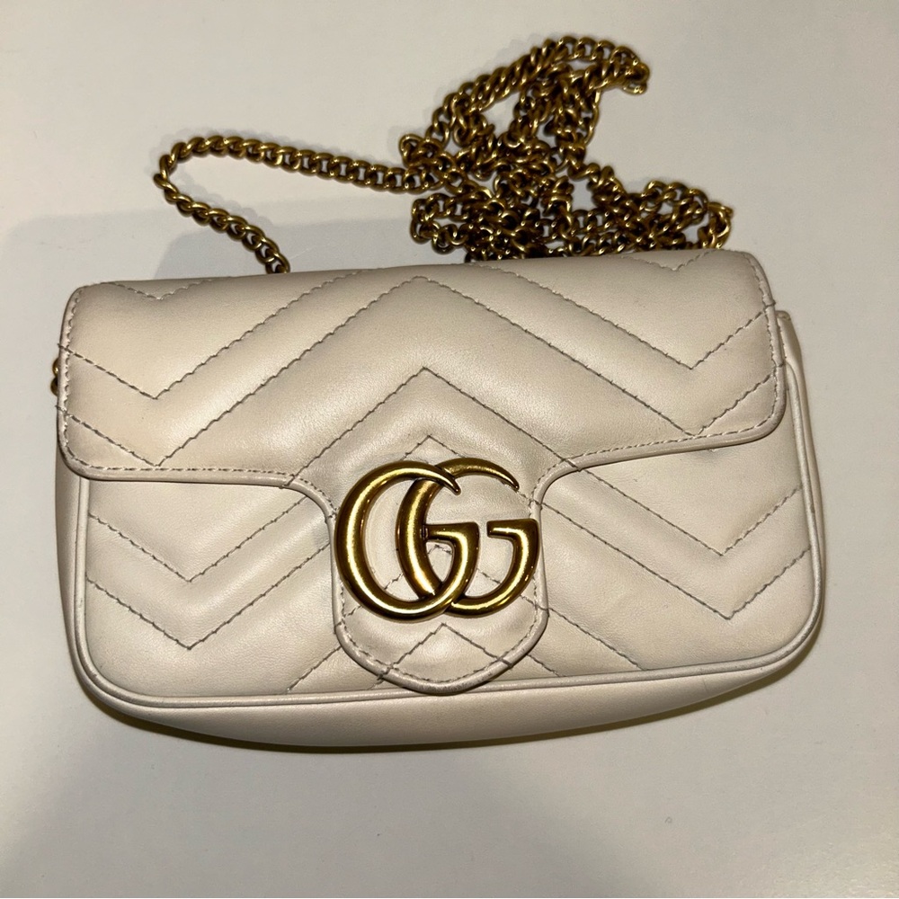 GUCCI SUPREME SUPER MINI MARMONT